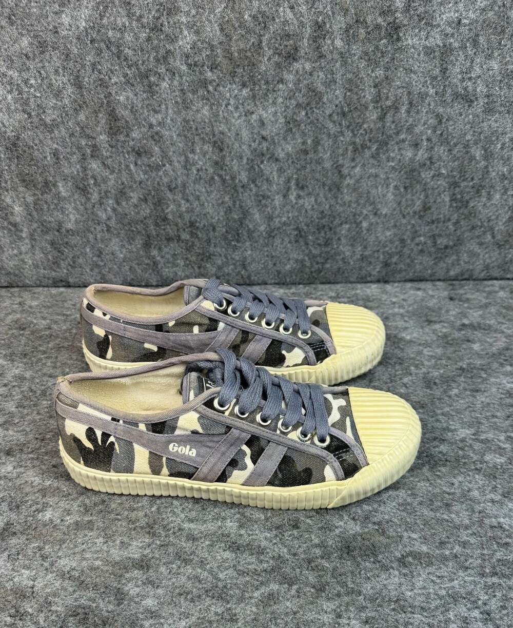 Gola Women's Cadet Camo Sneakers Size 8 Grey Low Top Canvas Shoes